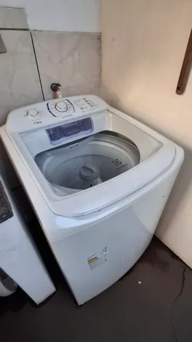 Vendo Máquina de Lavar de 13kg