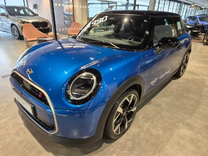 Mini Cooper 2.0 16V Twinpower Gasolina S 2P Steptronic 2026