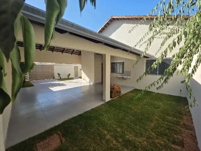 Casa 3 Quartos - 1 Suite, Aparecida de Goiânia Prox. av. rio verde