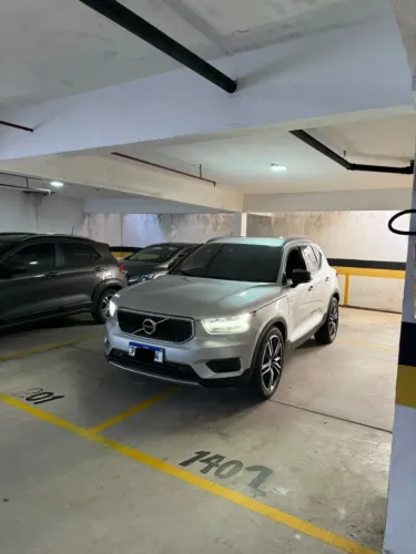 Volvo XC40 T-4 2.0 190cv FWD 2019