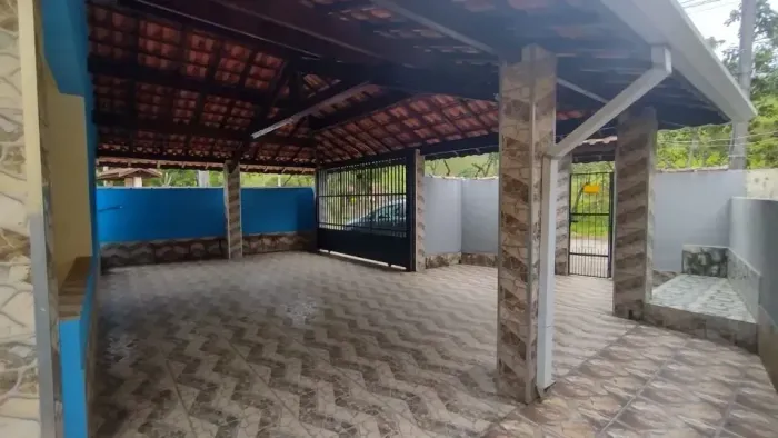 OPORTUNIDADE IMPERDÍVEL  Chácara 600 m² - 3 qtos, 2 banheiros - no bairro Bonsucesso/SJC