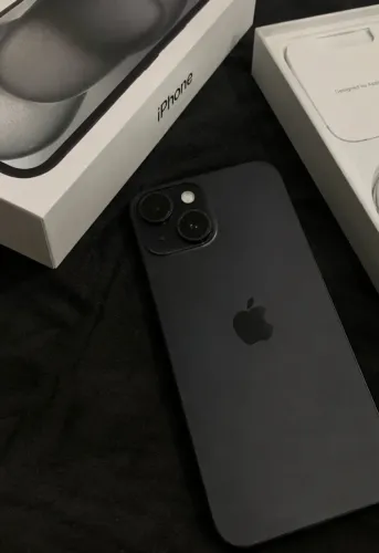iPhone 15 preto 128g