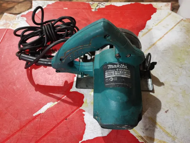 Serra mármore Makita