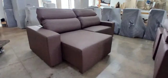 Sofá Retrátil e Reclinável 2.10m