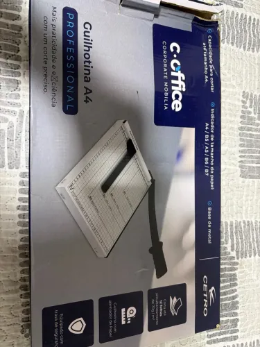 Guilhotina manual