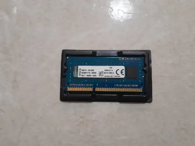 Memória RAM - DDR3L - 4 GB - 1600 MHz