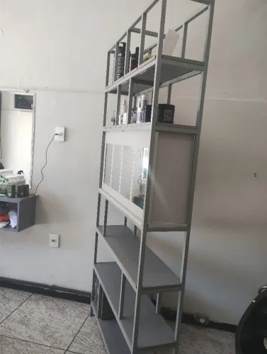 Divisória em nichos