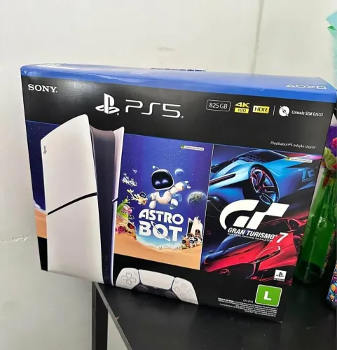 VENDO PS5 SLIM , NA GARANTIA AINDA