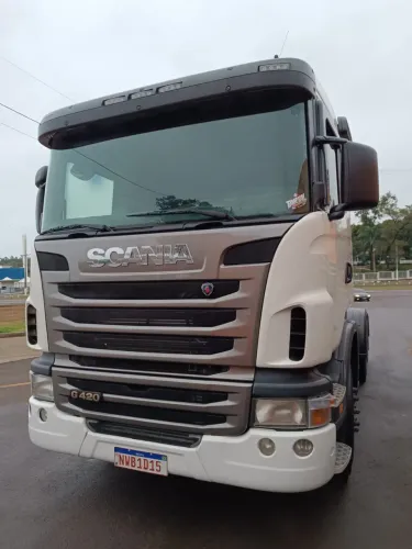 Scania 124 420com Bi-caçamba Randon