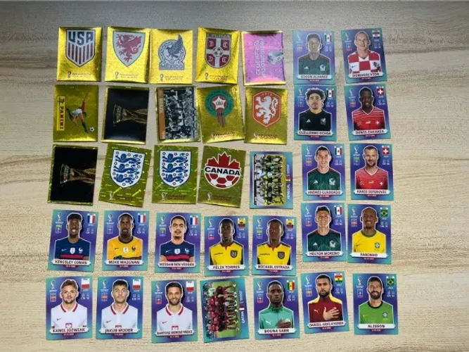 Lote 91 figurinhas copa 2022