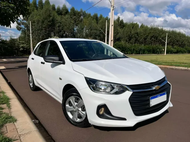 Chevrolet Onix Hatch 1.0 12V Flex Mec. 4P 2024