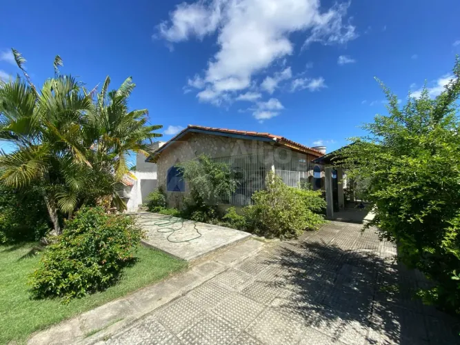 CASA FORA DE CONDOMÍNIO Á VENDA EM GRAVATÁ-PE