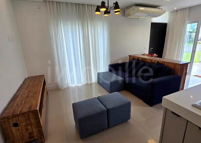 Casa no Condomínio Village dos Ipês em Balneario Camboriú/SC.