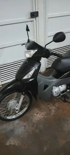 Vende - se Biz 125 ano 2005/2006 valor R$ 6.300