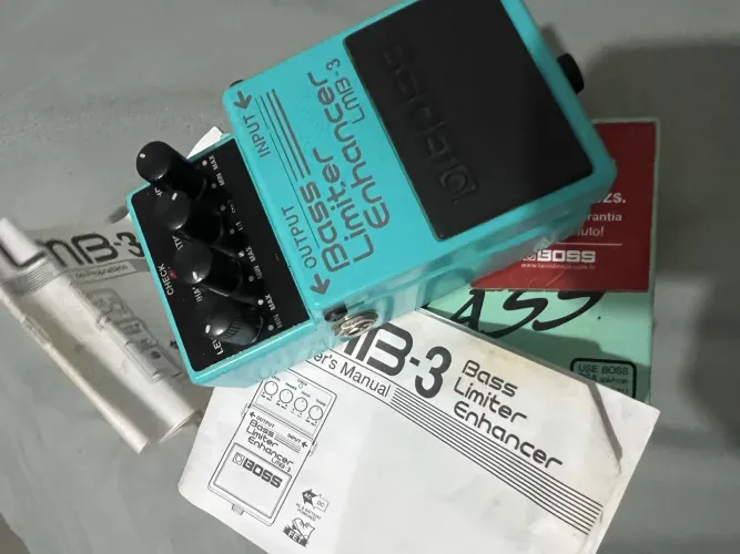 PEDAL BOSS BASS LIMITER ENHENCER