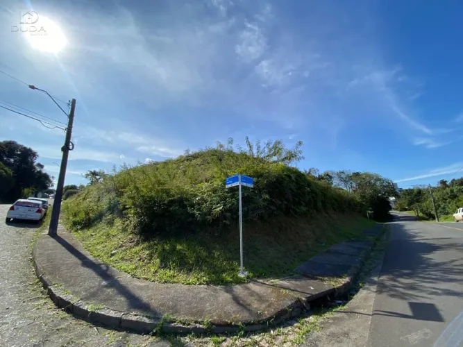 Terreno com aproximadamente 4.370 m²