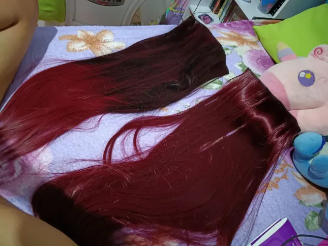Aplique vermelho marsala