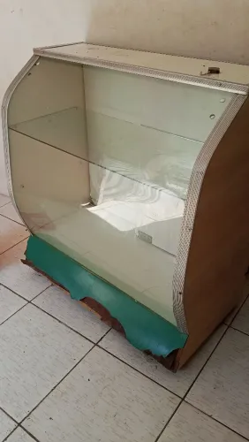 Balcão de vidro