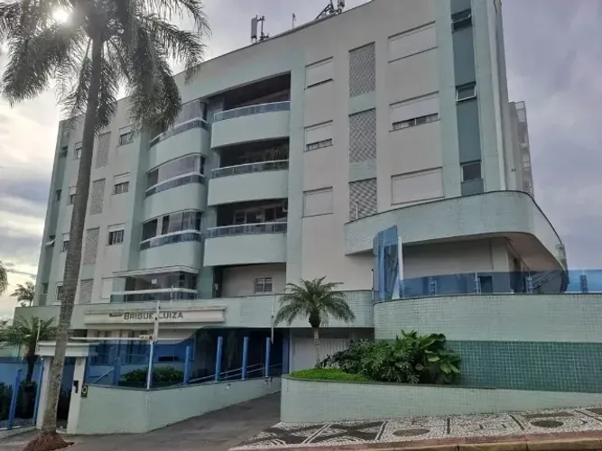 Apartamento com vista para o mar em Coqueiros! 76m² privativos, 02 dormitório(01 suíte)