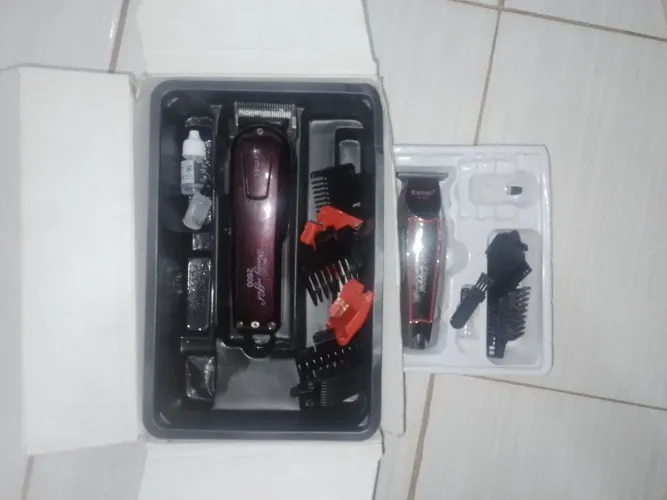 Kit 2 Máquinas kemei: De acabamento, e disfarce 