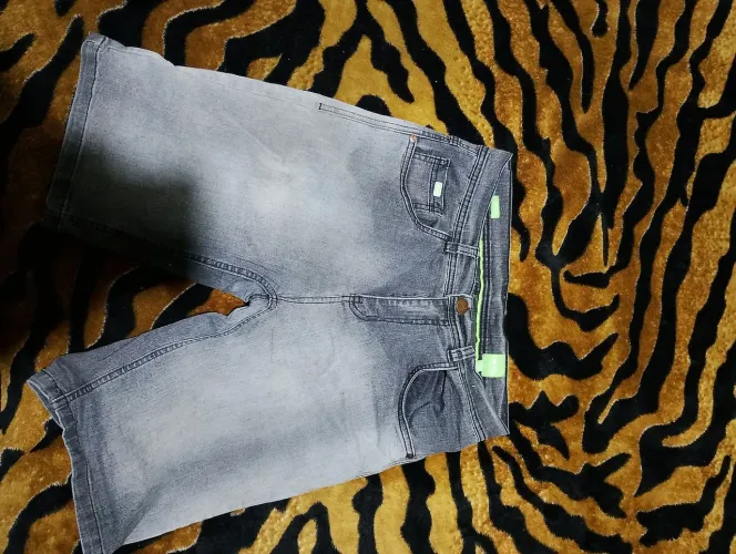 Bermuda Jeans Hugo Boss masculino original 