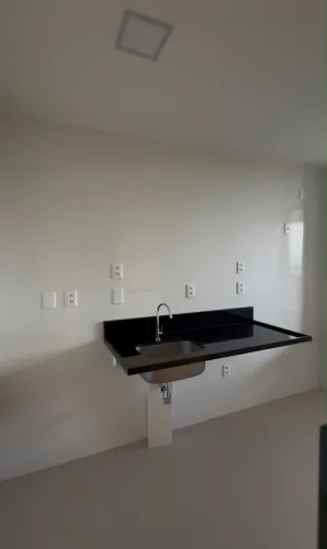 Bancada em Granito Preto São Gabriel com Cuba