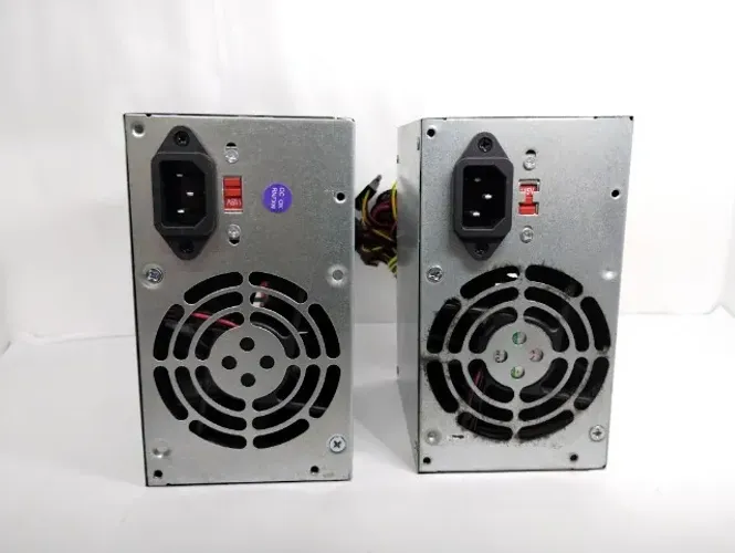 Kit 2 fontes 200w: pctop e kmex - Com defeito