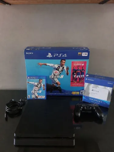 PlayStation 4 Slim 1TB 