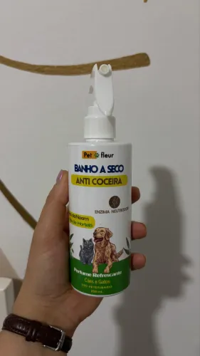 Spray Banho a Seco Pet Fleur para Cães e Gatos (250ml)
