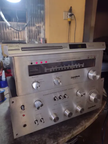 Amplificador model 120/TUNER Model 8