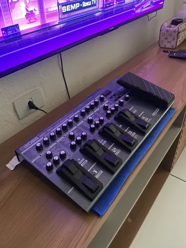 PEDALEIRA BOSS ME-80