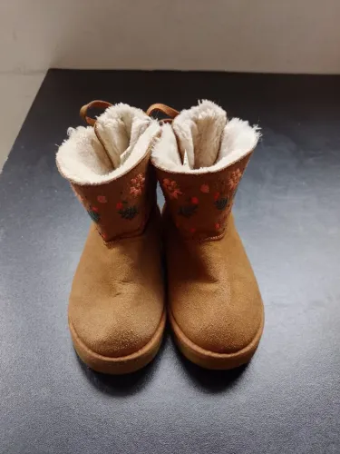 Botinha infantil Zara