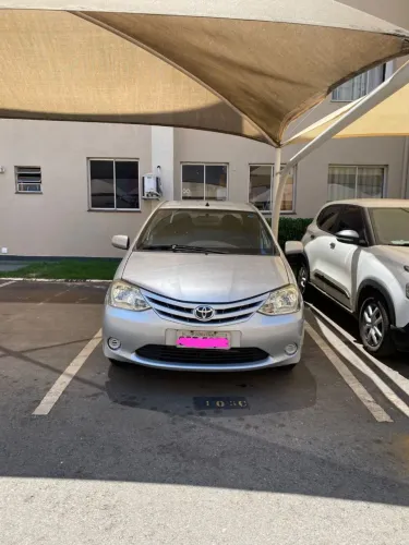 Toyota Etios XS Sedan 1.5 Flex 16V 4P Mec. 2013