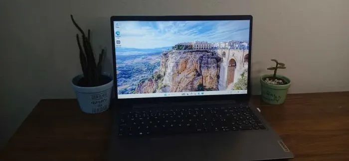 Notebook - Lenovo Ideapad 3i