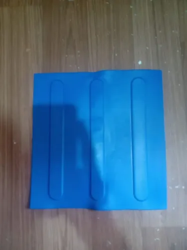 Tapete tátil alerta cor azul