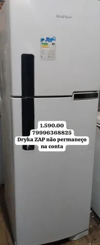 Geladeira duas portas Frost Free 