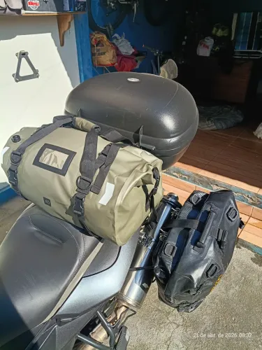 Bolsa estanque de 40 litros.