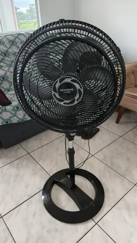 Ventilador Mondial de coluna