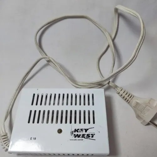 Anti Mofo Eletronico 110v Desumidificador Até 10m2 127v (Usado)