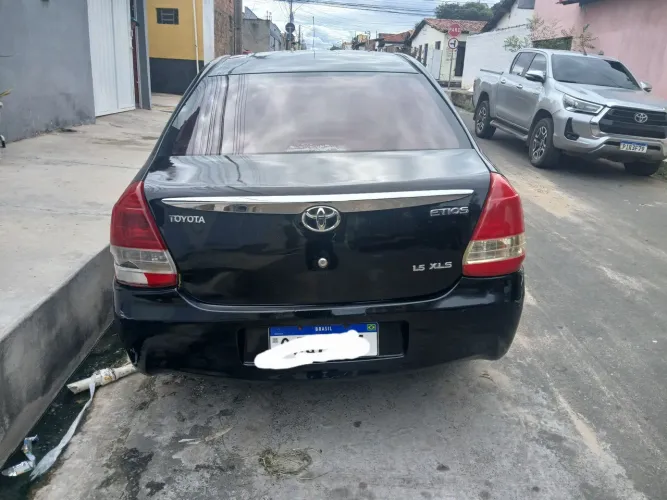 Toyota Etios XLS Sedan 1.5 Flex 16V 4P Mec. 2014