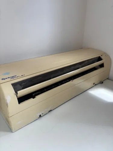 Vendo ar-condicionado 12.000 btus Springer USADO
