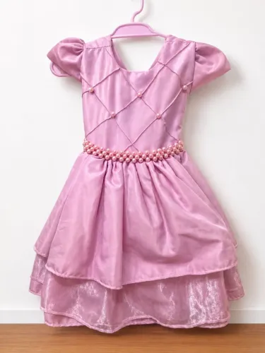 Vestido de luxo de bebê