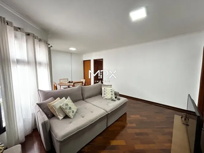 Apartamento à venda no Centro de Piracicaba.