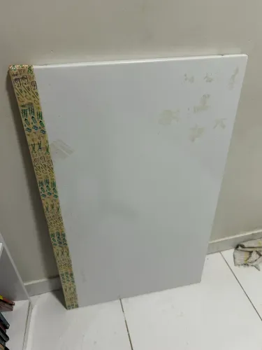 Quadro metálico para imã