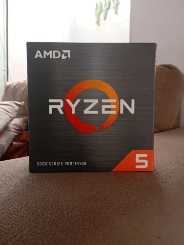 ? Processador: AMD Ryzen 5 5500 (6 Cores / 12 Threads) ? acompanha caixa original.