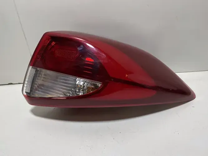 Lanterna Traseira Direita Hyundai New Tucson Direito/passageiro Vermelho