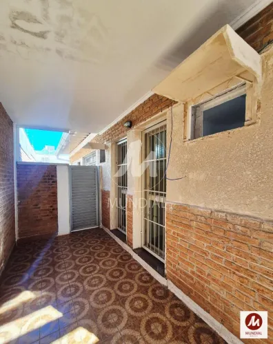 Casa (térrea na rua) 3 dormitórios/suite, cozinha planejada