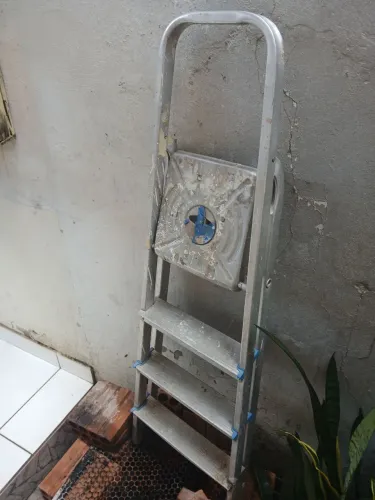 Escada de 4 degraus