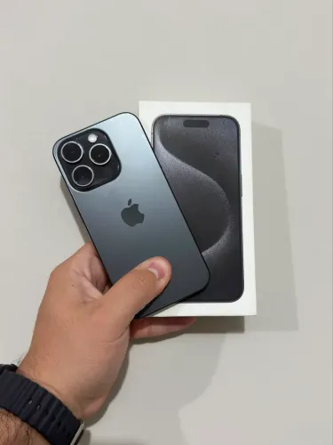iPhone 15 Pro 256GB - Analiso troca em inferior + volta pra mim
