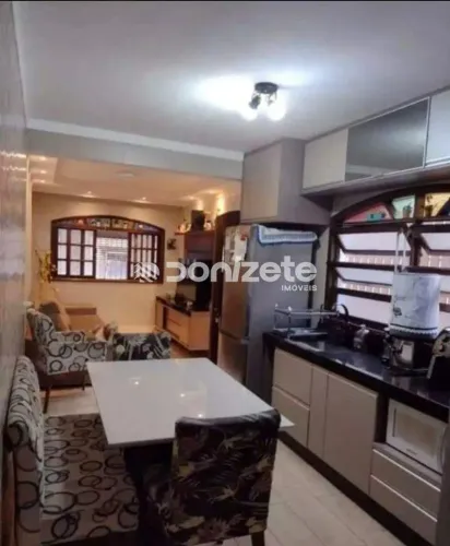 Sobrado à venda no Rudge Ramos, São Bernardo do Campo | 3 dorms (1 suíte) e 2 vagas
